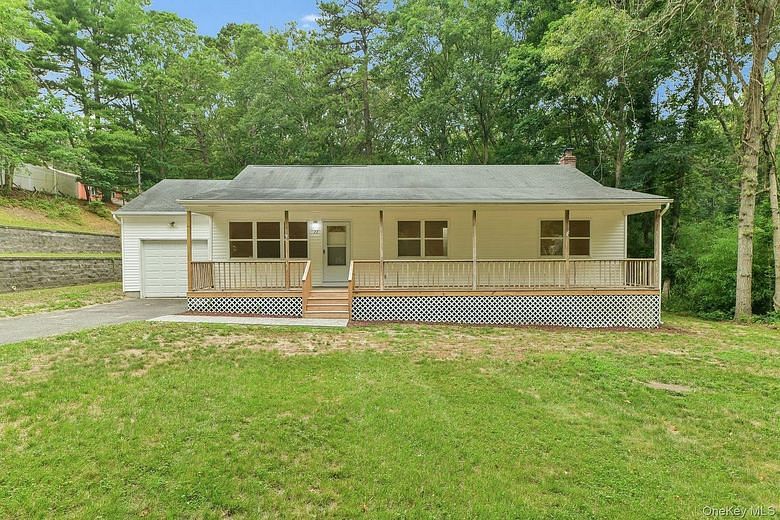 22 Red Maple Road