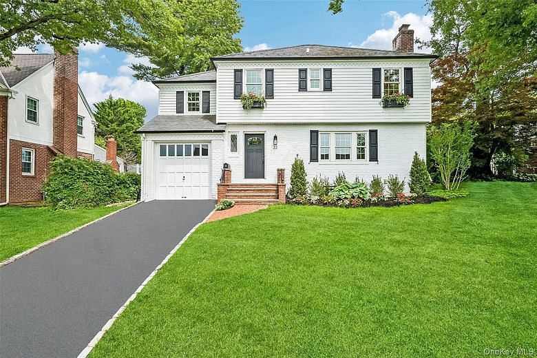 22 Shorehaven Lane