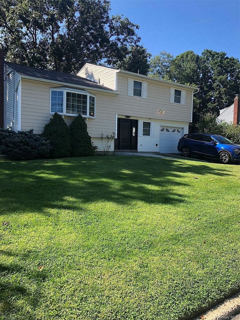 22 Starfire Drive