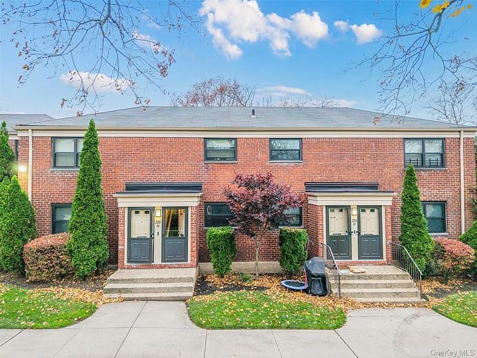 220-17 73 Avenue #013A2