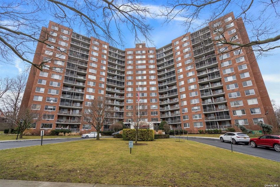 Image 1 of 20 for 220-55 46th Avenue #5U in Queens, Bayside, NY, 11361