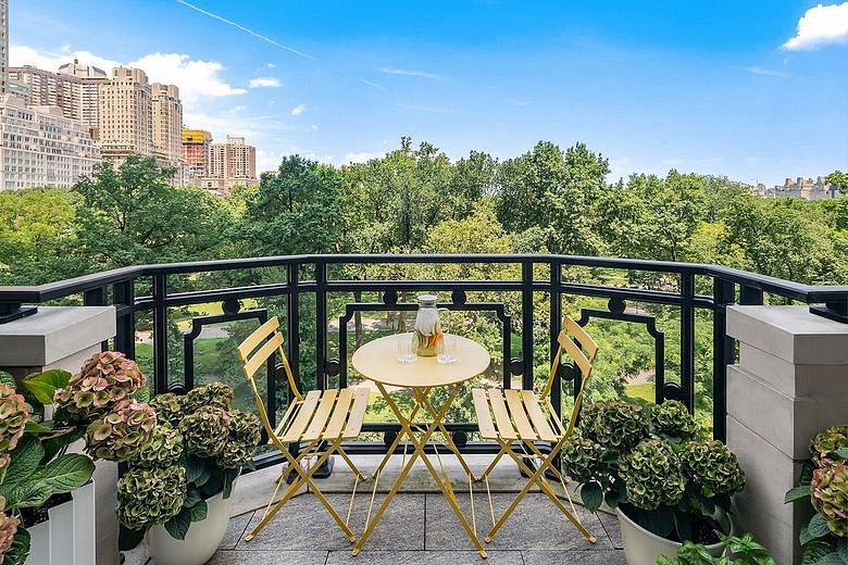 220 Central Park South #VILLA7