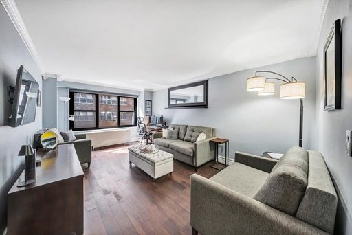220 East 57th Street #3A