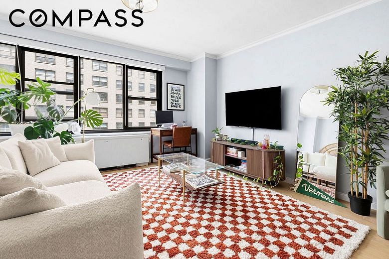 220 East 57th Street #9F