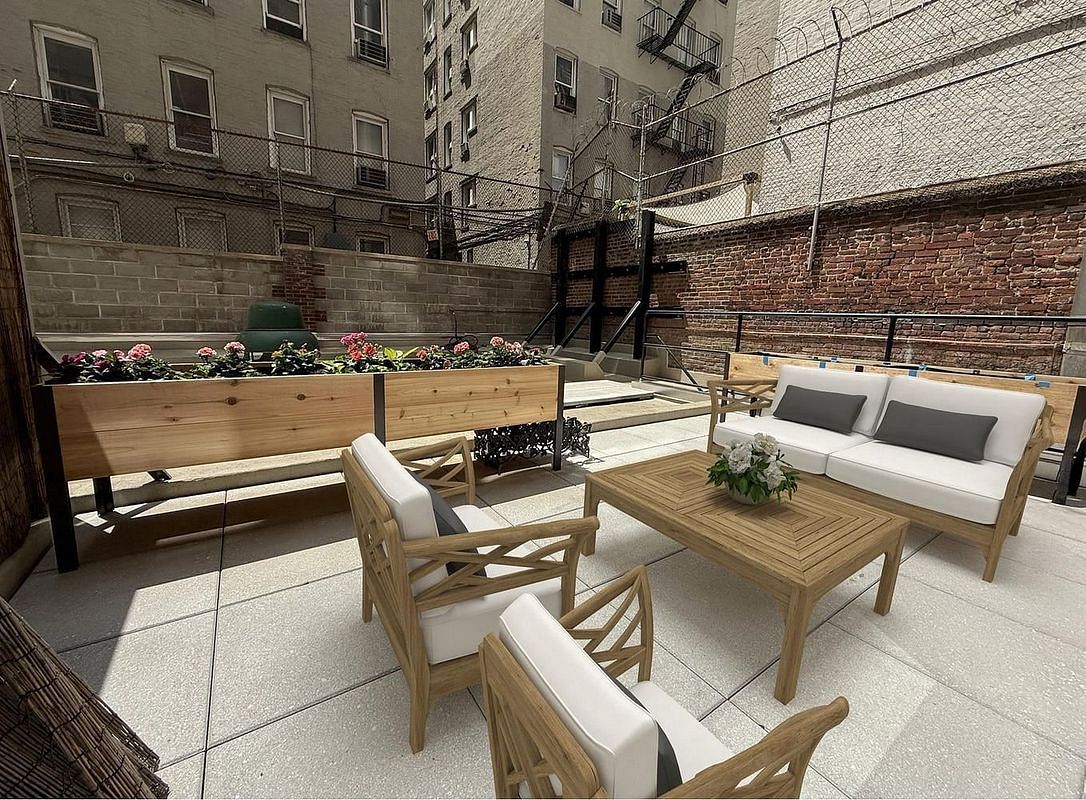 Image 1 of 13 for 220 East 67th Street #1C in Manhattan, New York, NY, 10065