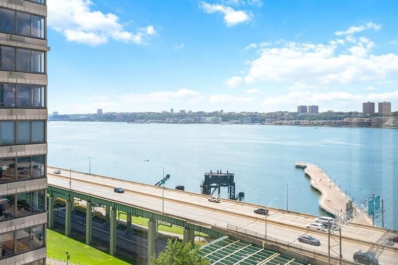 220 Riverside Boulevard #11G