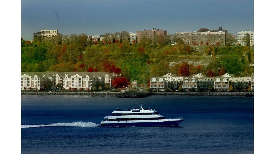 220 Riverside Boulevard #5K