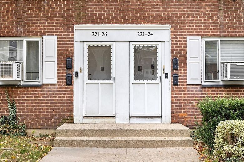 221-26 Manor Road #116