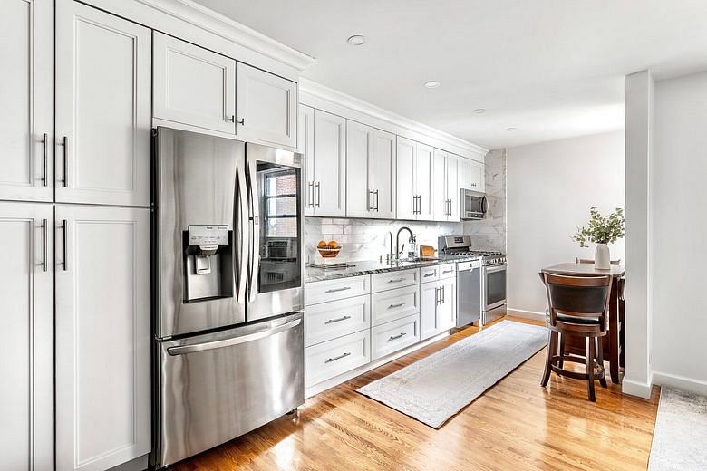 221 McDonald Avenue #5F