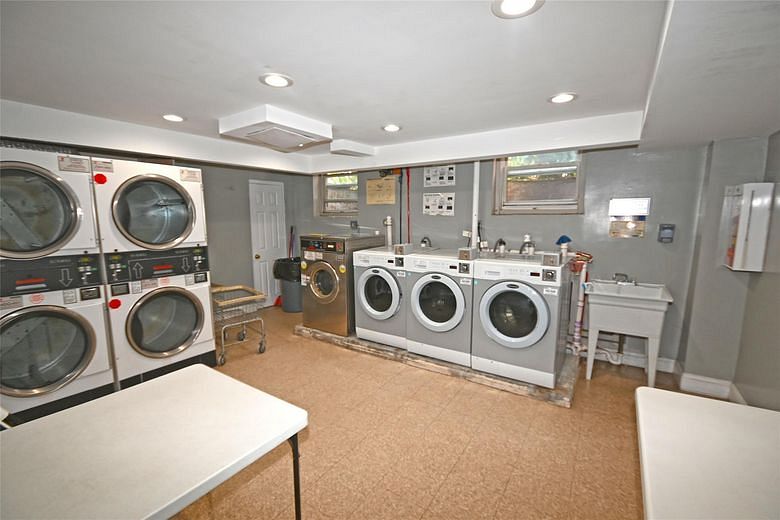 221 Middle Neck Road Road #M-4