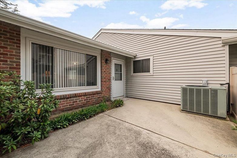 221 Springmeadow Drive #J