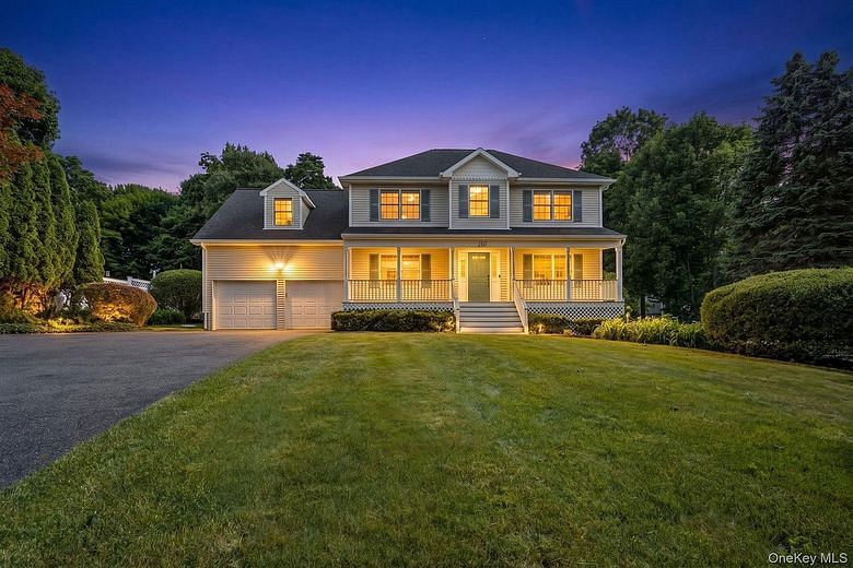 2211 Crompond Road
