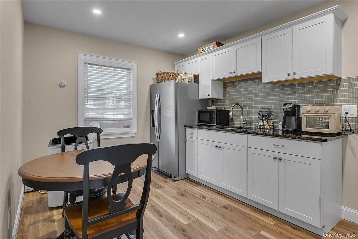 Image 1 of 27 for 222 Bay Avenue in Long Island, Islip, NY, 11705