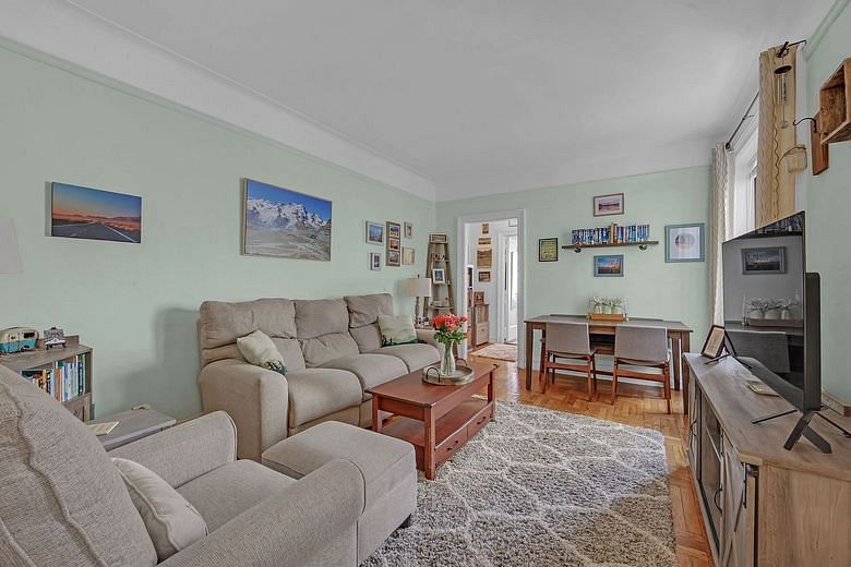 222 East 82nd Street #4D