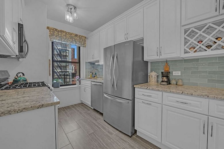 222 East 82nd Street #4D