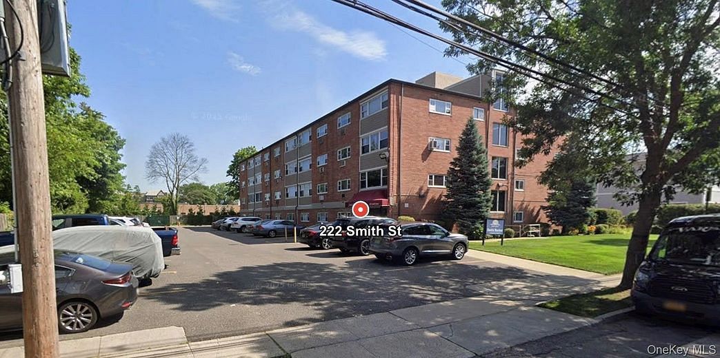 222 Smith Street #4F