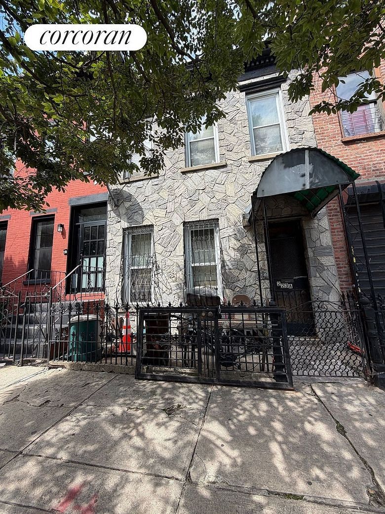 223 A Chauncey Street