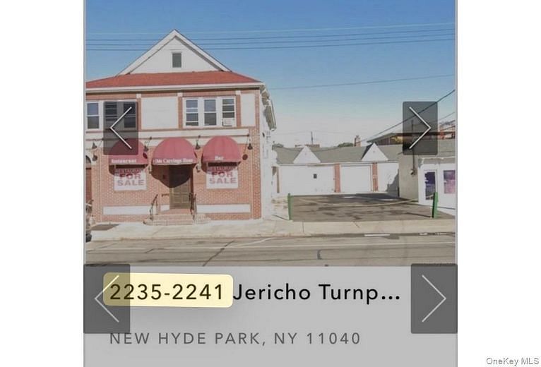 2235 Jericho Turnpike