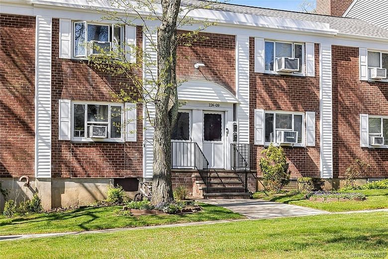 224-09 Manor Road #(Lower) 24