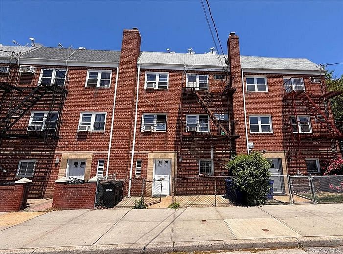 224-17 Braddock Avenue