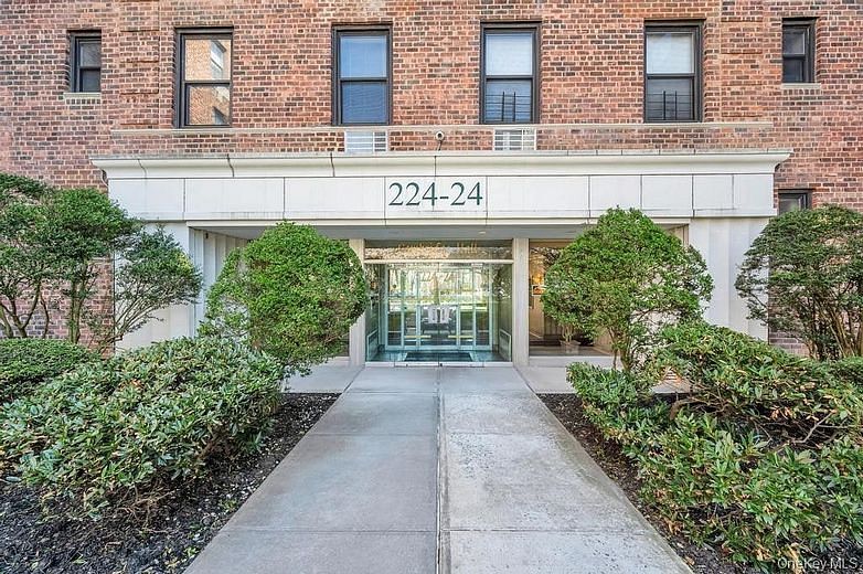 224-24 Union Turnpike #1P