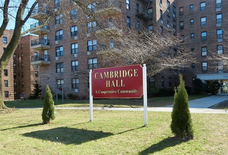 224-24 Union Turnpike #4H