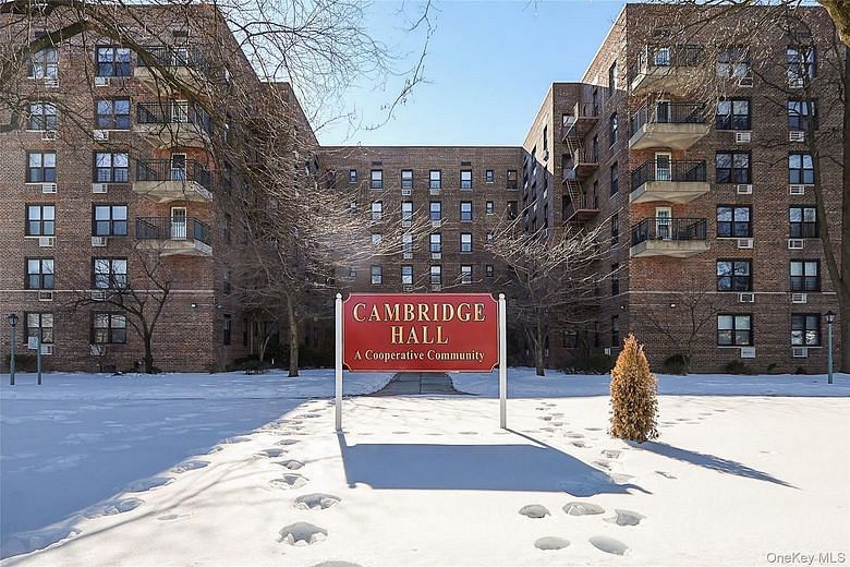 224-24 Union Turnpike #4H