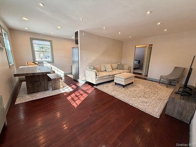 224-39 Kingsbury ave Kingsbury ave #A