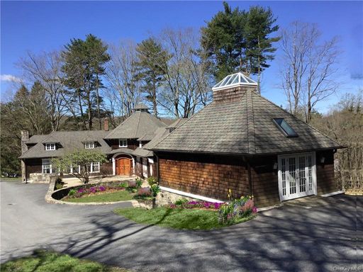 Image 1 of 35 for 224 Chestnut Ridge Road in Westchester, Bedford Corners, NY, 10549