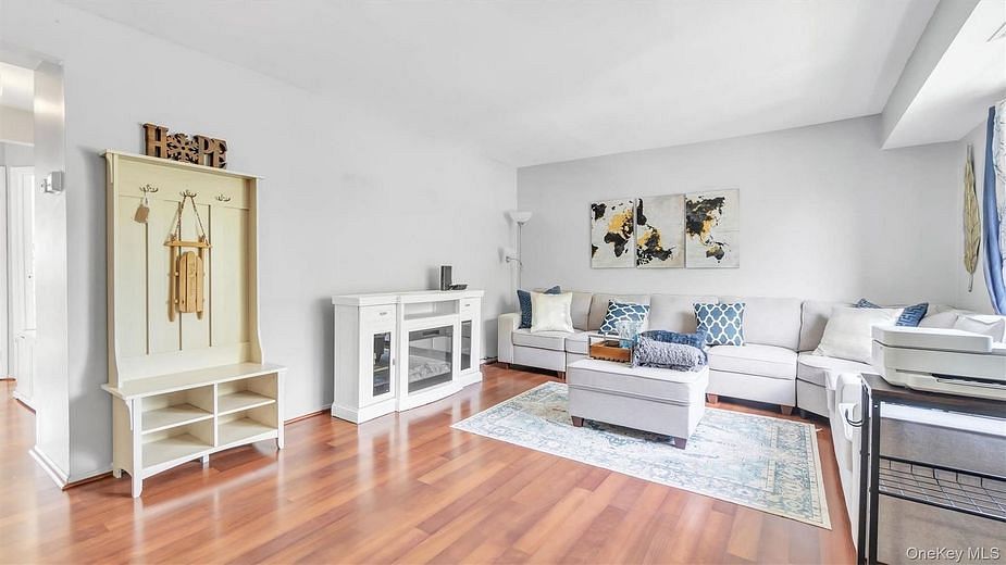 224 Pointe Circle N #224