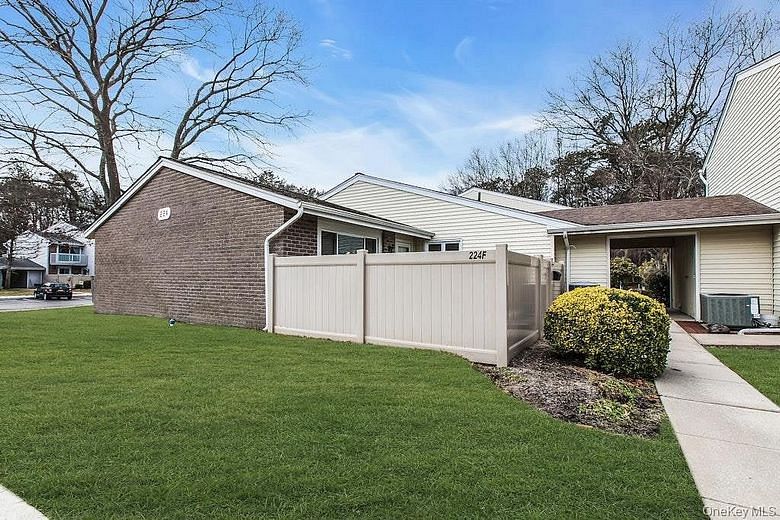 224 Springmeadow Drive #F