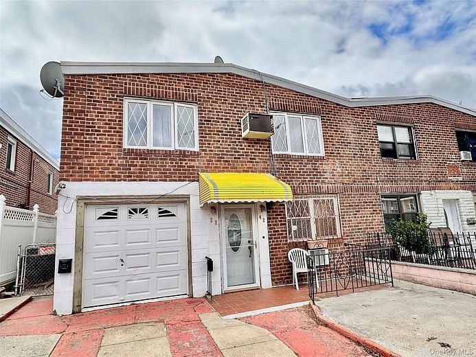 2242 93rd Street