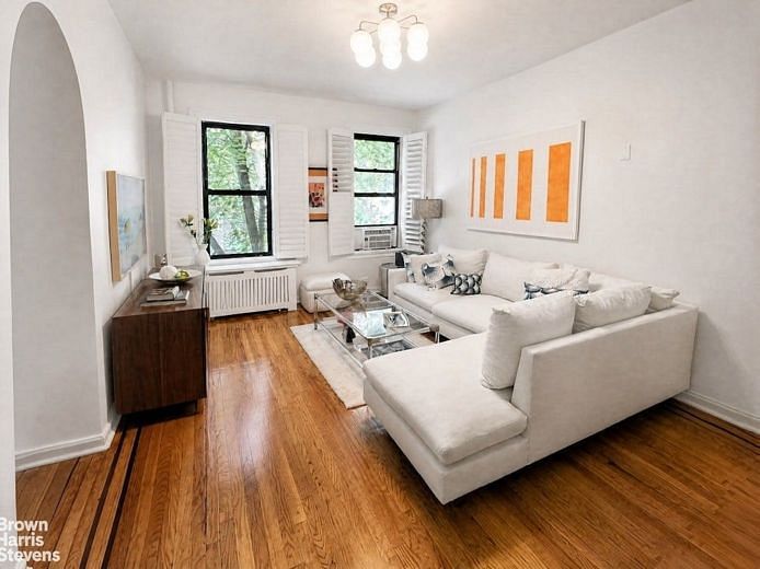 225 Bennett Avenue #2D