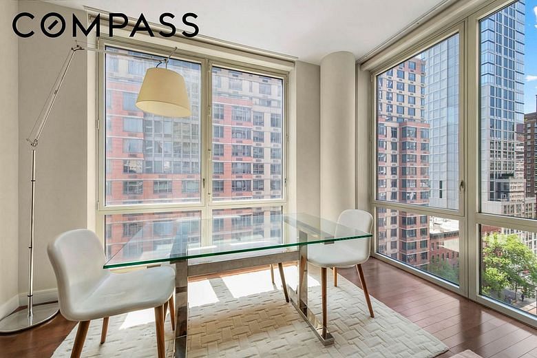 225 East 34th Street #11H