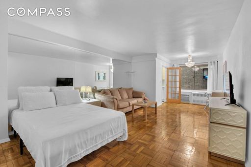 Image 1 of 13 for 225 East 46th Street #4K in Manhattan, New York, NY, 10017