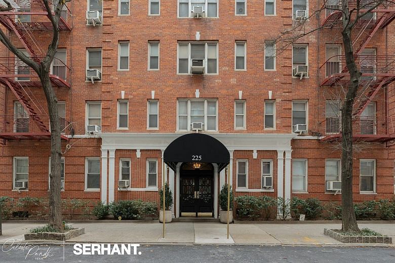 225 East 47th Street #1A