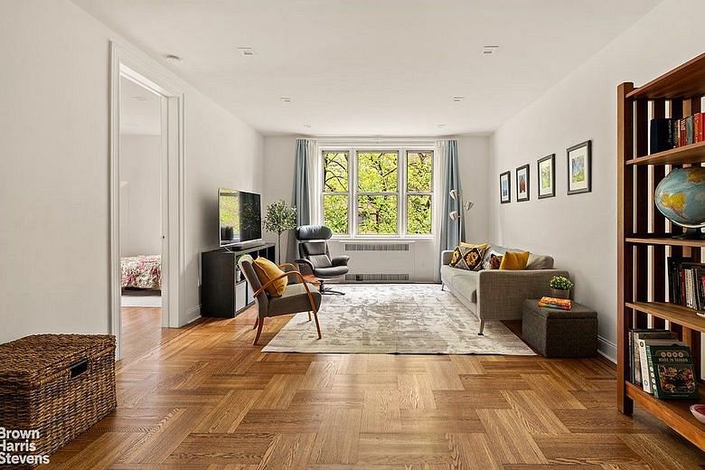225 Park Place #4C