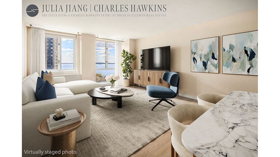 225 Rector Place #22E