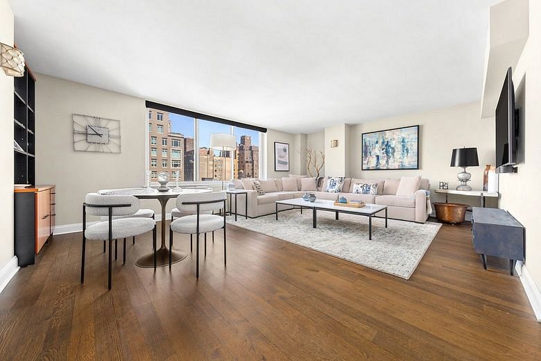 2250 Broadway #12B