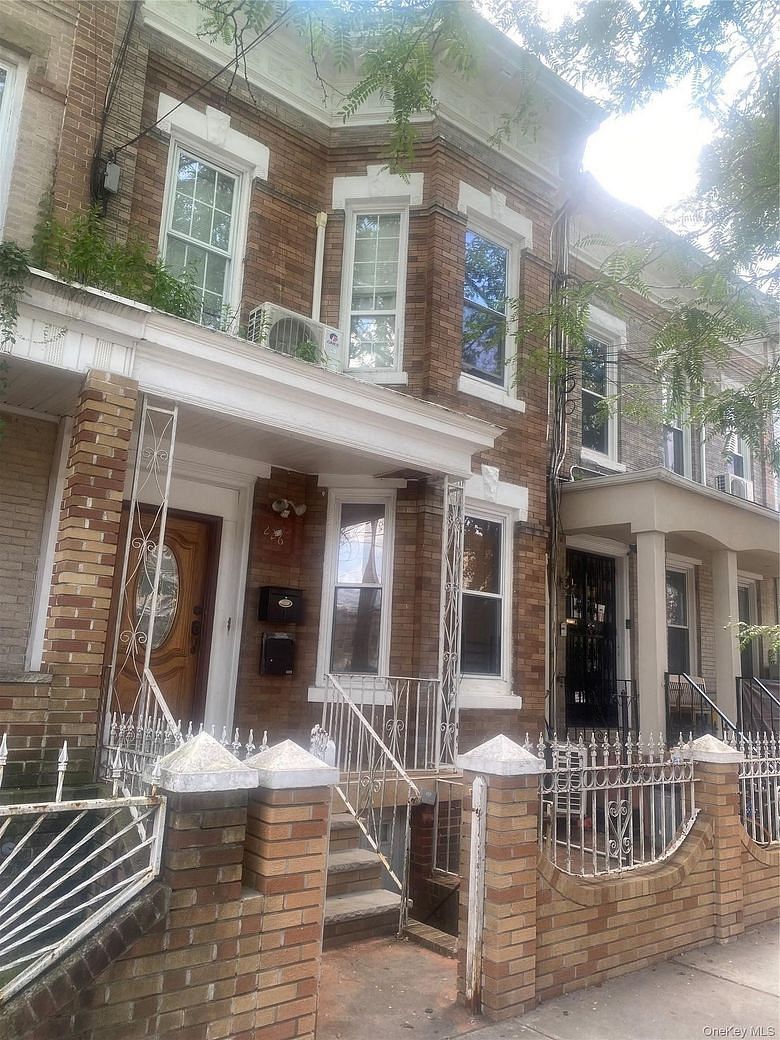 226 Etna Street