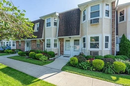 226 Millard Ave #226