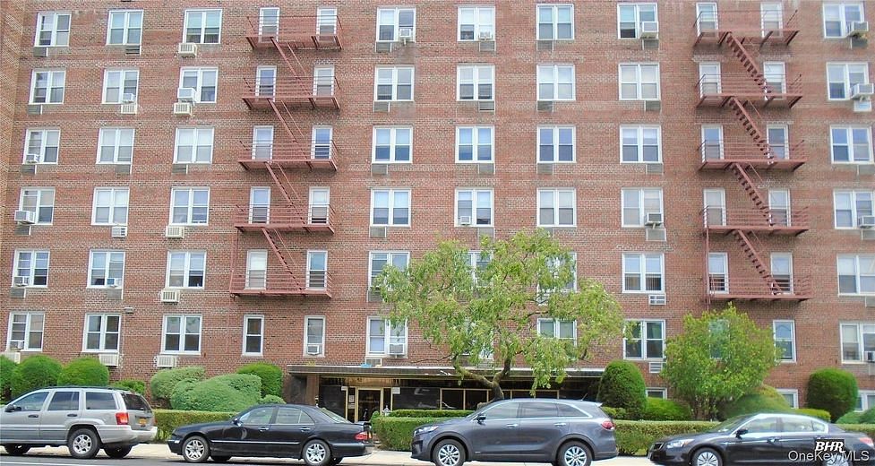 2265 Gerritsen Avenue #6S