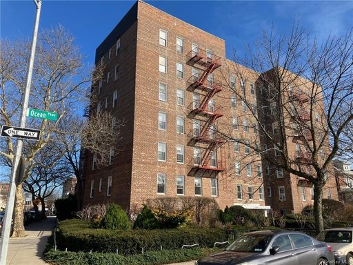 Image 1 of 14 for 2265 Ocean Parkway #3-G in Brooklyn, Gravesend, NY, 11223