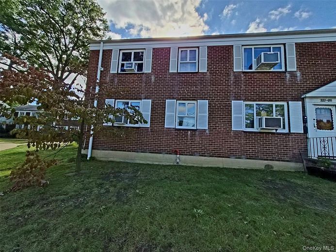 227-08 Hillside Avenue #Upper