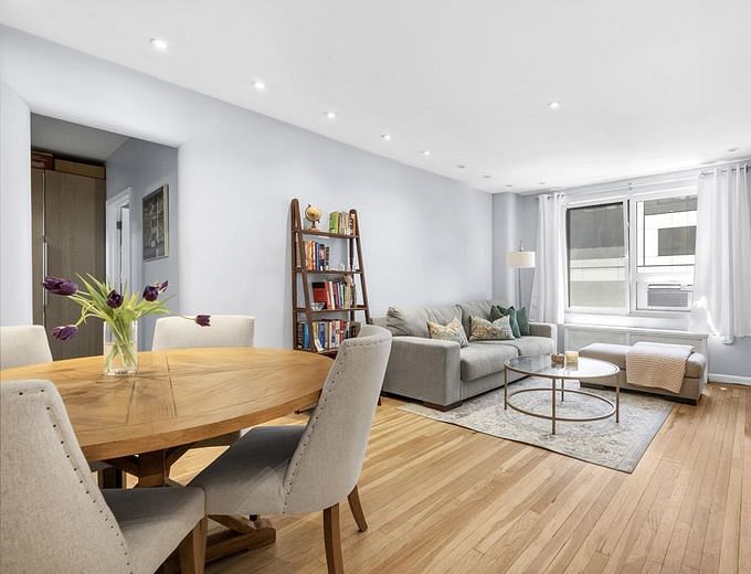 227 East 57th Street #5d