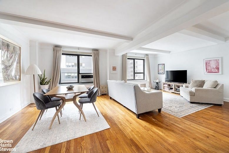 227 East 57th Street #8CD