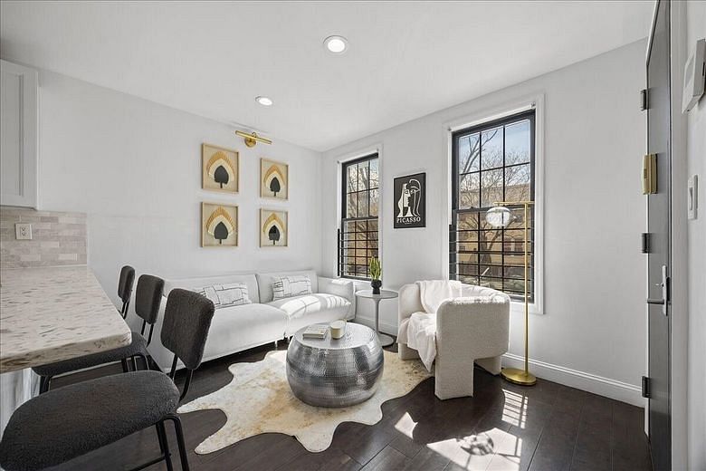 2271A Pacific Street