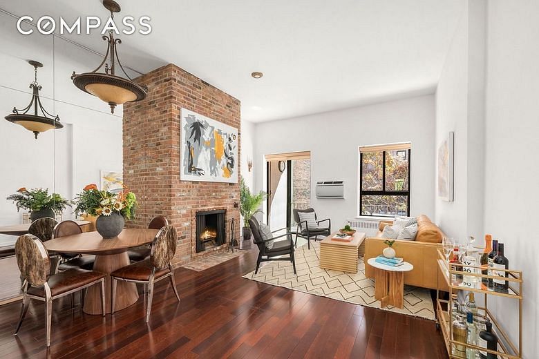 228 West 21st Street #2