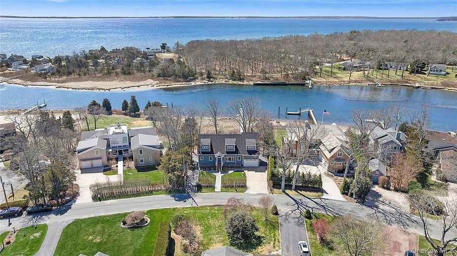 2280 Deep Hole Drive