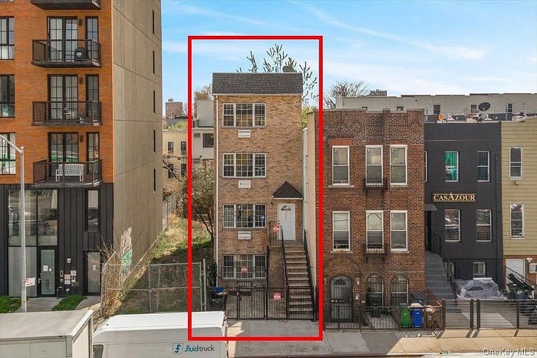 2284 Atlantic Avenue